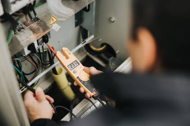 Best Electrical Outlet Repair  in North Miami, FL